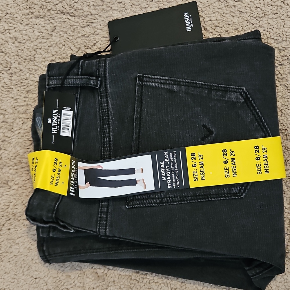 NEW! Hudson Black Wash Straight Leg Mid Rise Jeans - Picture 7 of 15